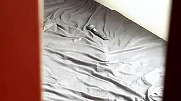 Colombian woman with natural tits gets seduced