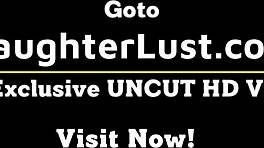 نتبادل وننيك حفيداتنا بالتبني، أليس كذلك؟ هل نستطيع التعامل معهن الليلة؟