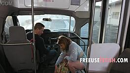 Сладкая Бри Олсон получает жесткий трах раком