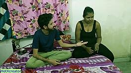 यह भारतीय टीना 18+ लड़का होटल रूम में चोरी से घुसता है। वह हॉट मेड को छिपे हुए स्थान पर हार्ड बंग करता है!