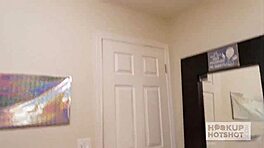 마른 에보니 알렉시스 테이가 고즐링에게 거칠게 박혀, 야생 세션에서 그녀의 작은 몸이 모든 강한 thrusts 견뎌