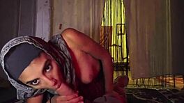 يا، فتاة مسلمة على الويبكام، تريد تجربة أول مرة مع رجل عسكري عجوز؟