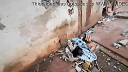 Wow! Safada Novinha Telan Kontol Tukang Bangunan di Rumah Konstruksi!