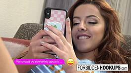 इस सेक्सी बस्ट्टी मिल्फ को देखो जो स्टीप-डॉटर को ब्लो जॉब के बाद फेशियल कमशॉट देती है!