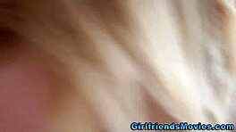 Se disse unge 18+ lesbiske spise fisse så sødt?