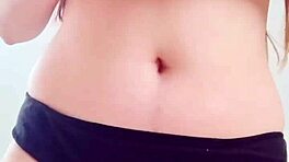 Vay Be, O Sıcak Kovboy Göğüs Masajı Siyah Bikiniyle!