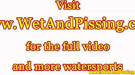 Zabawa W Wodne Sporty Z Nieśmiałą Blond Nastolatką 18+ W Prysznicu