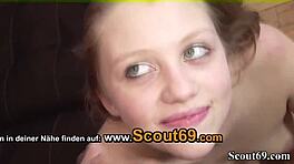 Вау, мой первый большой черный член ощущается безумно, девчонка! 😍