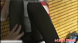 טין אסייתית צעירה 18+ מקבלת זיון קשה בבית עם פוטג'וב