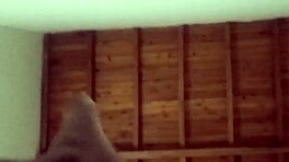 Scopata mattutina con il vicino che mi scopa di lato duro