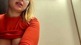 أنا مغمورة بالشرج الشديد والرذاذ في العام!