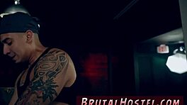 Aidra Fox și Kharlie, orgasmul de bondage extrem al celor mai buni prieteni e nebun!