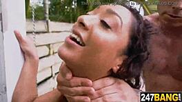 Fed krop på sort tøs får mig til at føle mig så godt