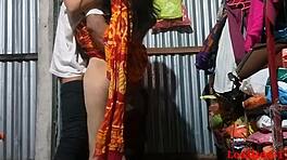 यह village bhabhi सोते समय hard nailed हुई रात को