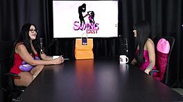 Safada Suka Menage Feminina dan Pria Terampil di Tempat Tidur, Wow!