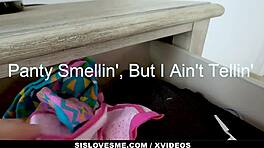 Hej, toliko sam u svog polubrata koji trlja moje savršeno tinejdžersko 18+ telo!