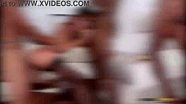 Ragazza 18+ Tifanny Star Esplora Doppio Penetramento Selvaggio nel Primo 3su1