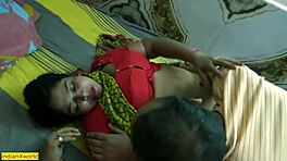 Ehi guarda questa boudi desi bengalese scopata a pecorina! 🔥