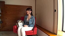 嘿宝贝，继续像专业那样吸那根鸡巴，saeko-san