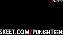 Mršava Mlada 18+ Natali Gold Dobija Svoj Uski Dupe Žestoko Slamovan od Starijeg Tipa