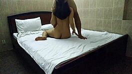 젊은 베트남 틴 시골에서 온 신선한 도시 야한 재미