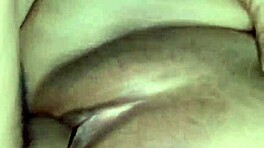 Desi cute newly married girl banging hard on honeymoon in hotel room with raw creampie action