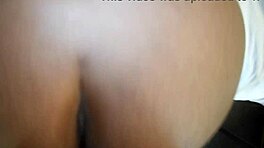 Titta på denna tjocka ebony lärare, umm, låter elev ta tag i stora tuttar och, typ, komma på lyxkroppen