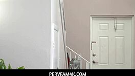 PervFam4K - Main Tarik dengan Adik Tiri Reyna Delacruz Jadi Aksi Hardcore