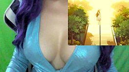 エレガントなティーンたちがガレージで楽しむ