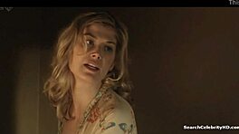 와, 로자먼드 파이크가 2011년 와일드 러브 씬에서!