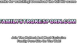 Haluatko nähdä yllätyksen threesomen?