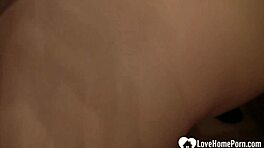 辣妹女友让我在镜头前干她