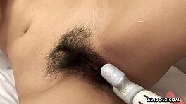 เสียบหีขนด้วยของเล่นเซ็กส์ รู้สึกดีมาก