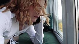 ไม่เชื่อเลยว่าฉันกำลังเย็ดพี่ชายแท้ขณะคุยกับสามี โอเอ็มจี! 😱