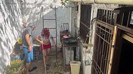 Пристигнах и не устоях на задника на заварената дъщеря в пола