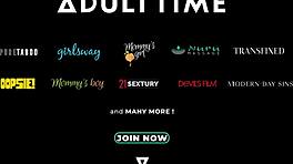 Alexis Tae e Syren De Mer scopano duro in foursome!