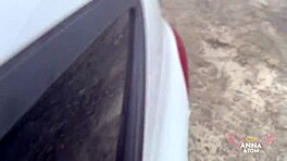 아시안 여자가 너무 애걸해서 차 세워서 세게 박다