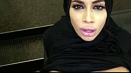 Victoria June ile sıradan bir gün, Arap güzeli cinsel arzularını POV'da serbest bırakıyor