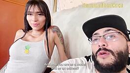 وصلت للتو وتريد زبي الكبير في كسها الضيق!