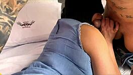 Brutal latinahustru knullad av flera vänner i vild threesome! 🔥