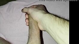 Solo zabawa z kutasem w domowym wideo, patrz jak się wachluję!