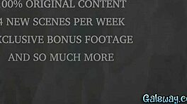 طلاب محتجزون كندرا سبيد إليزا إيبارا فانا باردوت يستكشفون أجسادهم