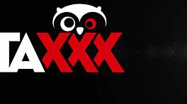 バストの大きいアジアンティーン18+の精液滴るブローバング