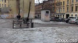 Wow, mate cette ado 18+ légale dans du sexe réalité brut !