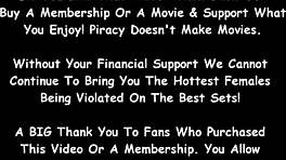 Pacar Katalina Mengintip Pemeriksaan Ginekolog Telanjangnya. Apa yang Dia Lihat di GirlsGoneGyno?