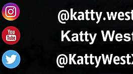 naakt lopen op openbare waterkant brutaal