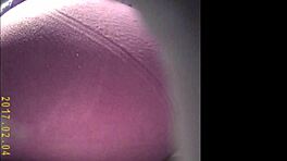 Вау, глянь на эти писающие киски вблизи, так горячо! 😍