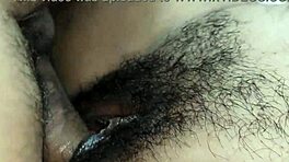 Pasangan desi India, uh, romansa dengan audio Hindi... cewek memeknya ditembak cowok