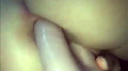 Amatér teen 18+ si hrá s dvojitým dildom