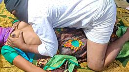 Hey, tengok pasangan desi ni kongkek!